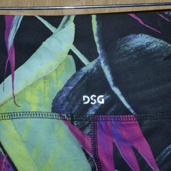 NWT DSG Women's Core performance 7/8 Tight vivid Tropics Plus size Leggings - Picture 5 of 7